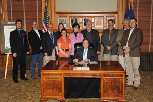 KAA Board of Directors and KAAA Board President meet with Governor Brownback